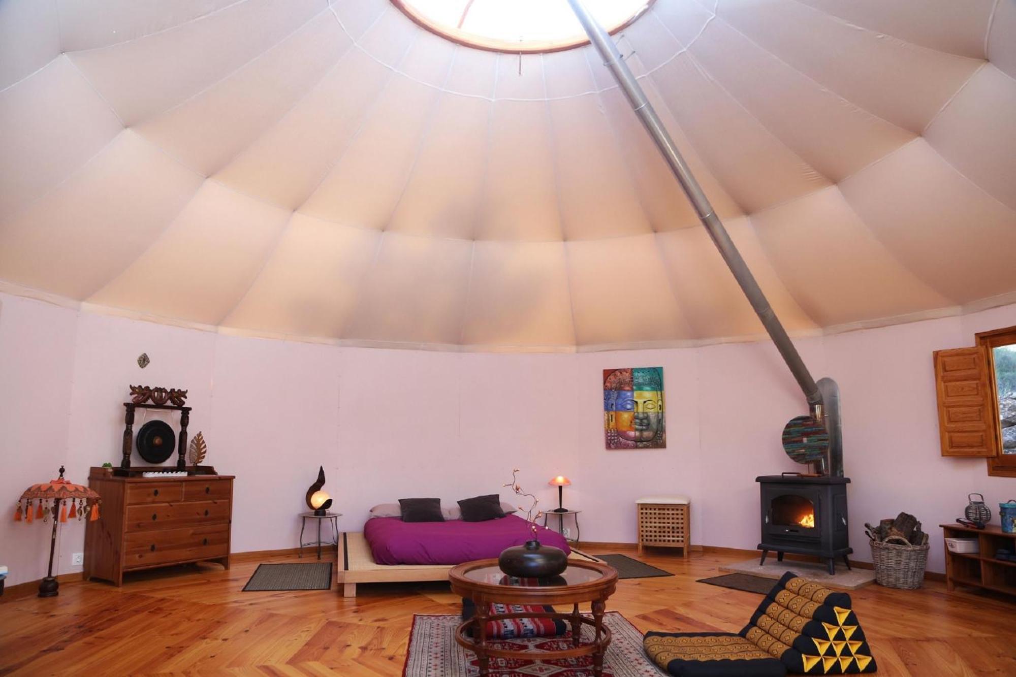 ホテル Yurta Mongola Delta Del Ebro Camarles エクステリア 写真