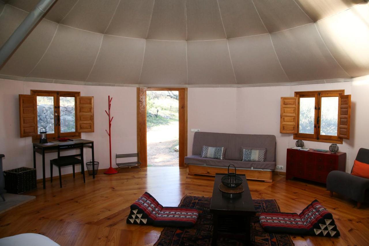 ホテル Yurta Mongola Delta Del Ebro Camarles エクステリア 写真